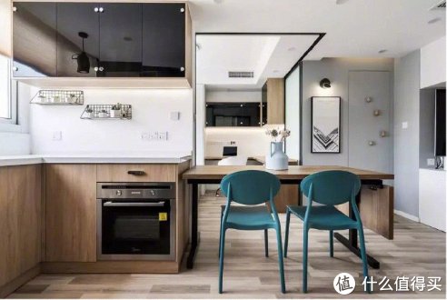 2013客厅装修效果图(南京99㎡小黑屋爆改!大客厅+开放厨房,太美!连三分离卫浴都有) 2013客厅装修效果图(南京99㎡小黑屋爆改!大客厅+开放厨房,太美!连三分离卫浴都有)