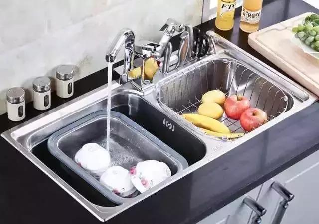 厨房水槽(入住后才发现,厨房水槽要这样选才不会踩坑,选好十年不用换) 厨房水槽(入住后才发现,厨房水槽要这样选才不会踩坑,选好十年不用换)