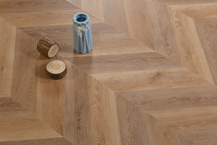 拜尔木地板(2025中国强化地板十大品牌 已揭晓)