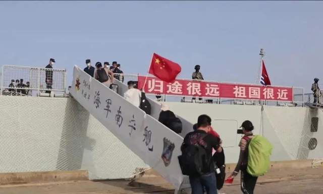 儿童房装修效果图大全2013图片(告别鸡肋!儿童房这样设计,好看又实用) 儿童房装修效果图大全2013图片(告别鸡肋!儿童房这样设计,好看又实用)