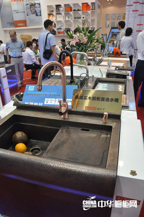 爱尔卡集成水槽(小编为您介绍 爱尔卡-高端集成水槽)