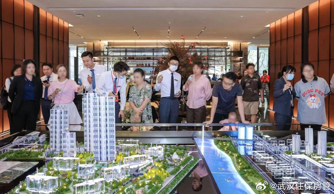 鞍山装修(记者在一线丨“促消费+房交会”重磅福利上线！家电家装汽车三重补贴点燃鞍山消费热潮)