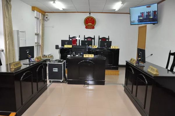 包头装修公司(原告马某与被告包头某装饰设计有限公司、张某某、杨某某、毛某、喻某某装饰装修合同纠纷案)