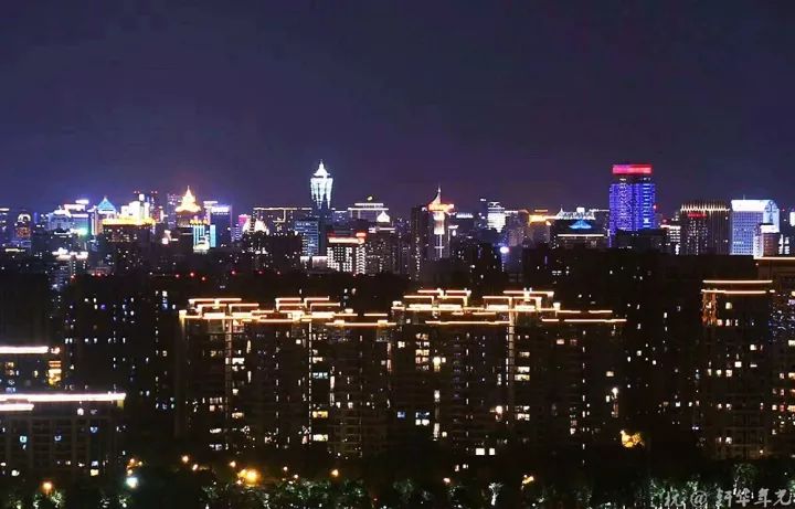 北京万家灯火(无奈：北京的万家灯火，为何没有一盏灯为我而留？)