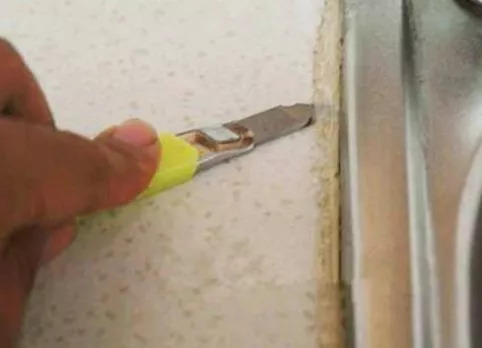 玻璃胶怎么用(玻璃胶怎么用 宁波装修师傅教你怎么使用玻璃胶) 玻璃胶怎么用(玻璃胶怎么用 宁波装修师傅教你怎么使用玻璃胶)