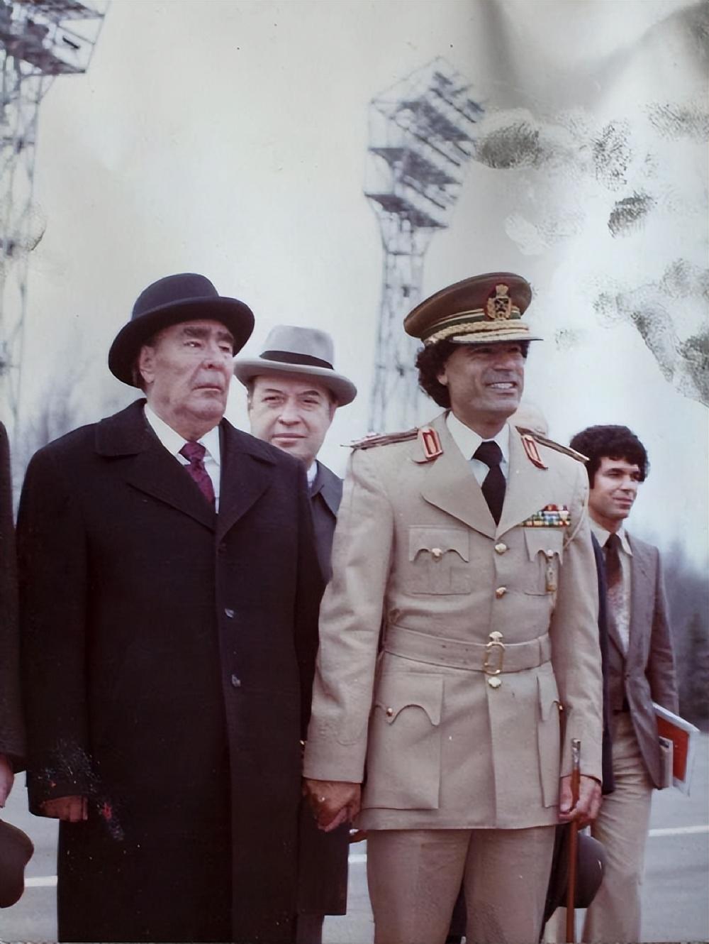 成都家具市场(特色家居闪耀东非，“成都造”掘金坦桑尼亚市场)