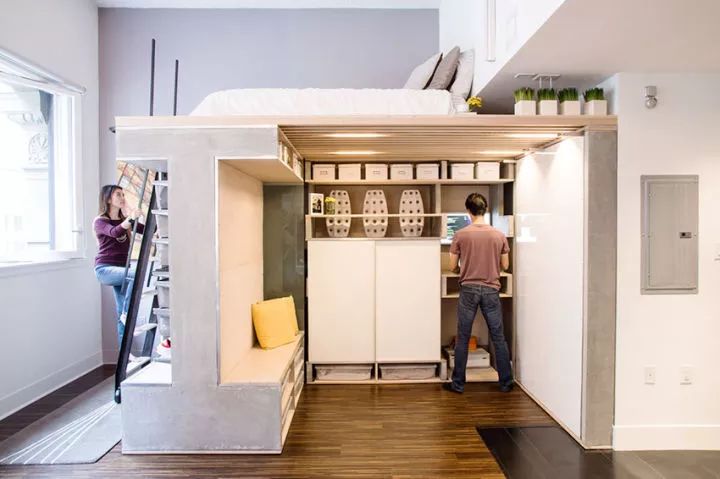 创意家居装修设计(还得是年轻人：8个低成本改造不仅好看，还能收纳，家越住越舒适)