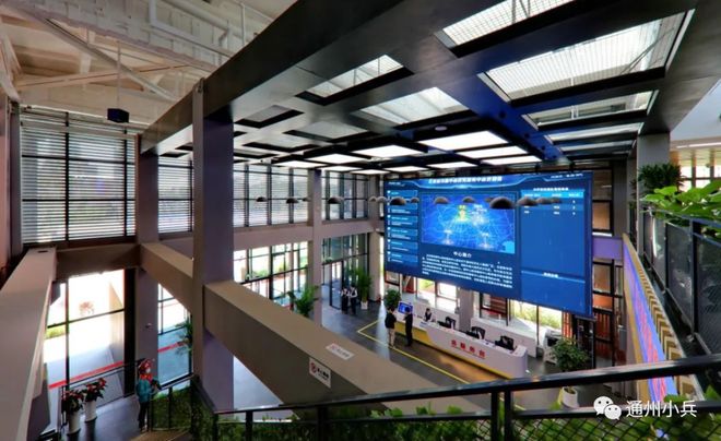 大厅效果图(政务有速度,服务有温度!松山湖这个“宝藏服务中心”藏不住了|阳光雨·共美好) 大厅效果图(政务有速度,服务有温度!松山湖这个“宝藏服务中心”藏不住了|阳光雨·共美好)
