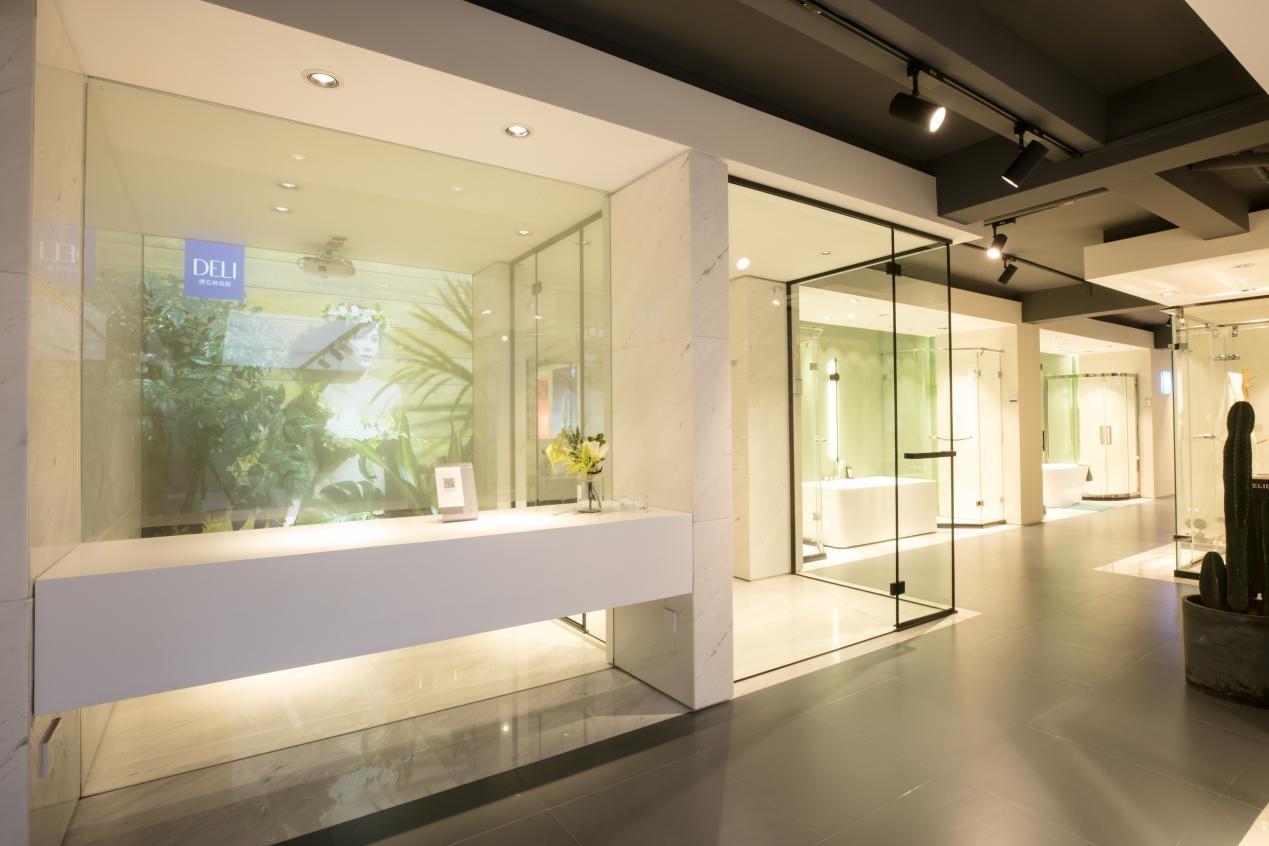 德立洁具(淋浴房产业何去何从？五大卫浴产区企业汇聚中山共商发展)