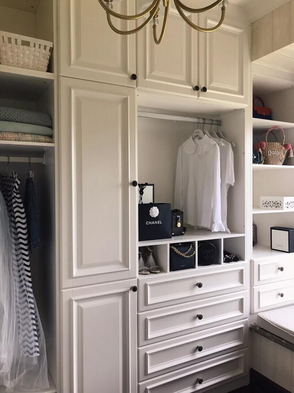 大衣柜门(衣柜用推拉门还是平开门?体验后,这些话不吐不快,太真实了) 大衣柜门(衣柜用推拉门还是平开门?体验后,这些话不吐不快,太真实了)