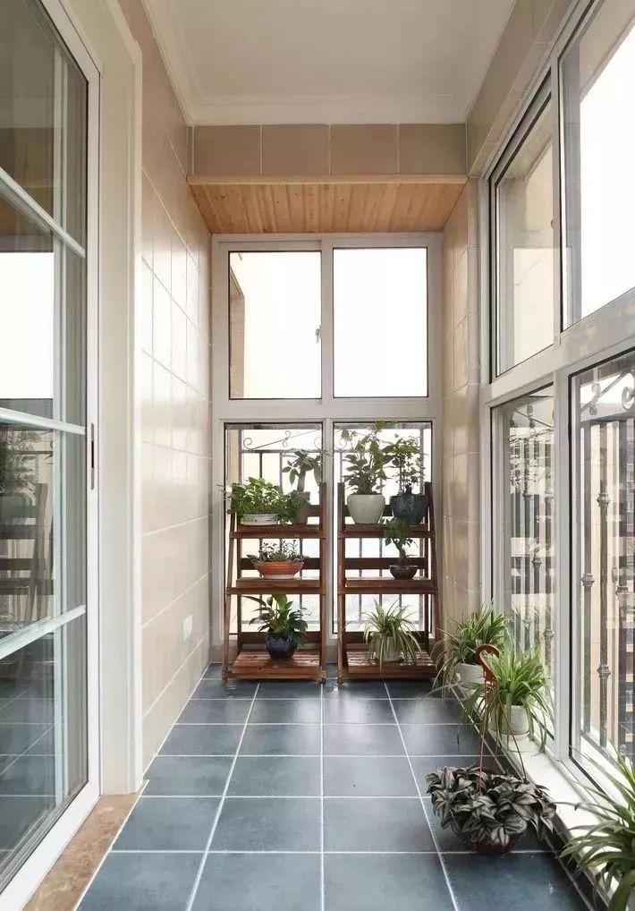 地砖效果图(他把瓷砖贴出“新境界”，花样百出趣味十足，网友：真的服了)