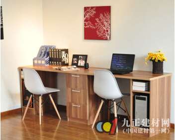 电脑桌尺寸(电脑桌选宽0.6米的好还是0.7米的好?) 电脑桌尺寸(电脑桌选宽0.6米的好还是0.7米的好?)