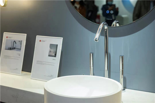 法恩莎洁具(法恩莎卫浴双品摘得2025 iF设计奖，诠释艺智共生的卫浴美学)