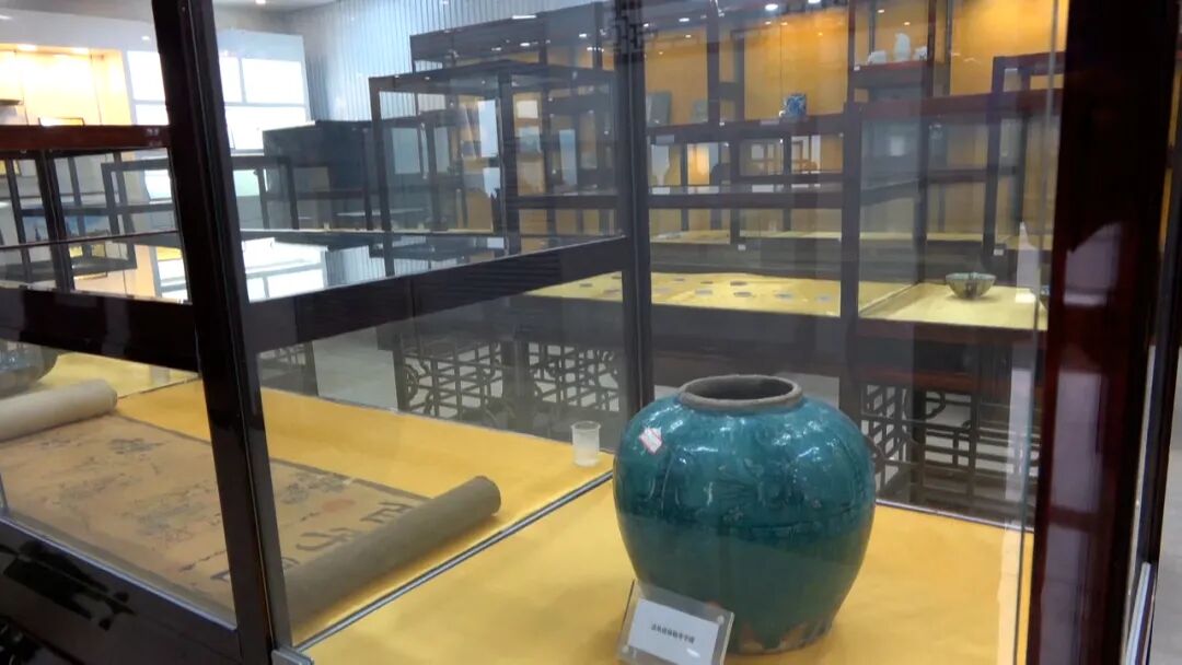 鼎御装饰(江苏盐城:射阳公安带你揭秘古董“局中局”) 鼎御装饰(江苏盐城:射阳公安带你揭秘古董“局中局”)