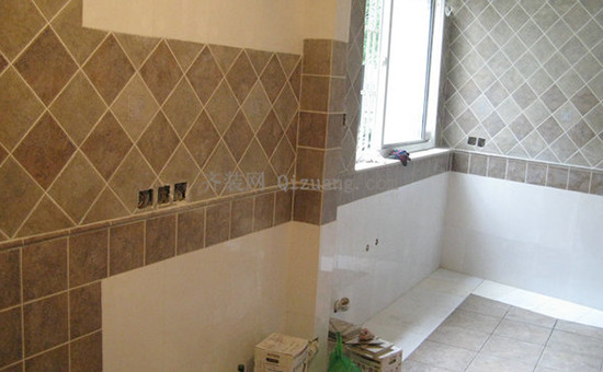 仿古砖优缺点(仿古砖优缺点盘点 搭好便是“百搭”,否则成“白搭”) 仿古砖优缺点(仿古砖优缺点盘点 搭好便是“百搭”,否则成“白搭”)