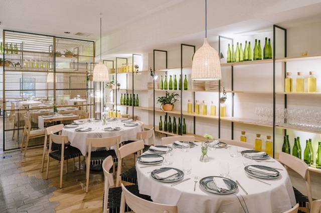 饭店装修公司(2025北京餐馆装修设计公司推荐：5家实力机构及行业新趋势)